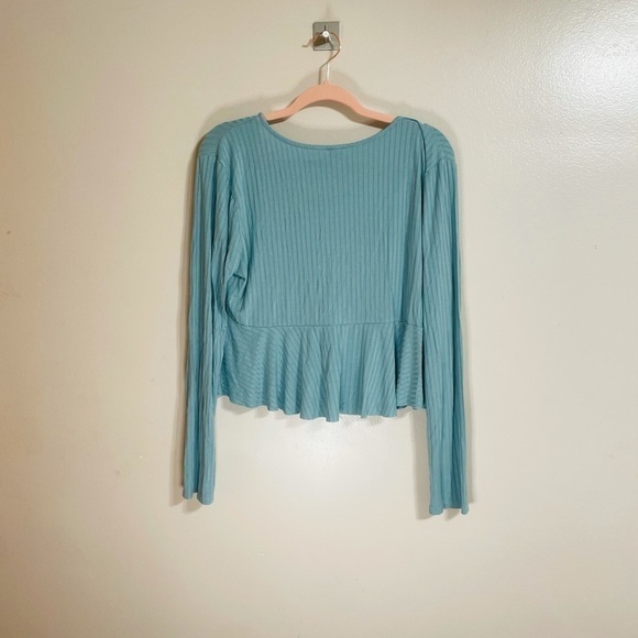 WILD Fable Loose Top - Picture 2 of 7